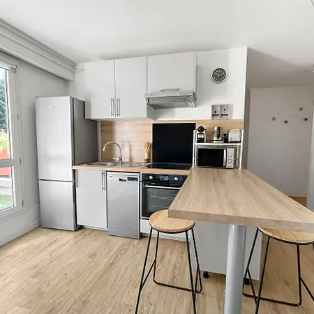 Confort Et Calme En Terrasse A Deux Pas De Caen Apartment